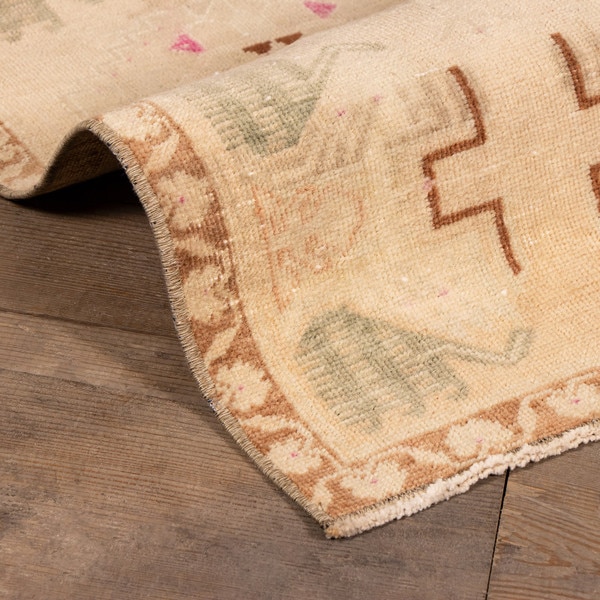 Vintage Rug Macro 2